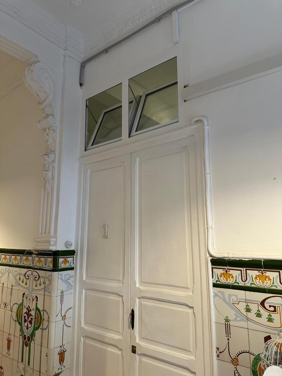 1- Interior Con Aire Acondicionado Y Con Bano Independiente